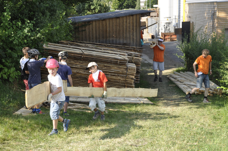 Abenteuer Hüttenbauen Seen Sommerferienprogramm